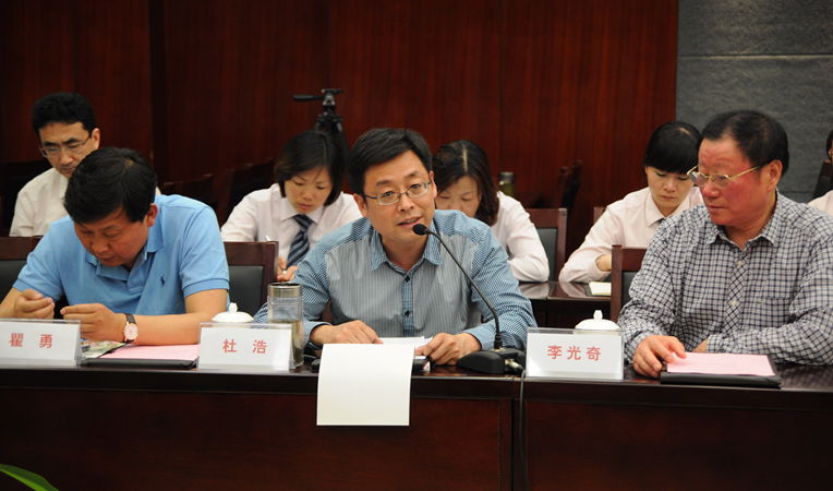 蚌埠樂業地產有限公司董事長杜浩致辭