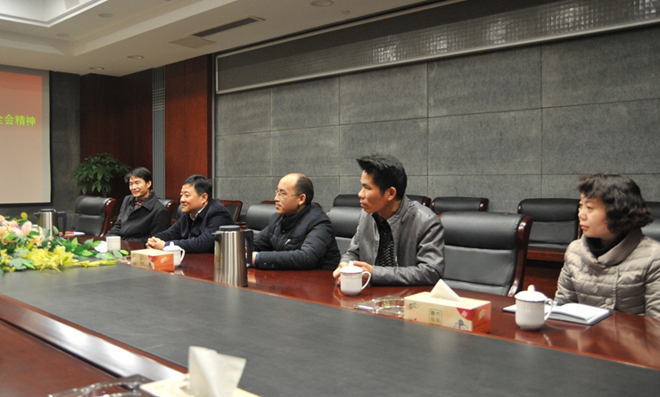 蘇文中副秘書長聽取匯報并對華億集團黨建工作提出要求