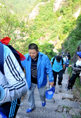 隊員徒步徽杭古道